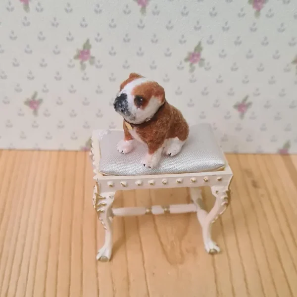 Dollhouse Miniature Bulldog, 1/12 scale