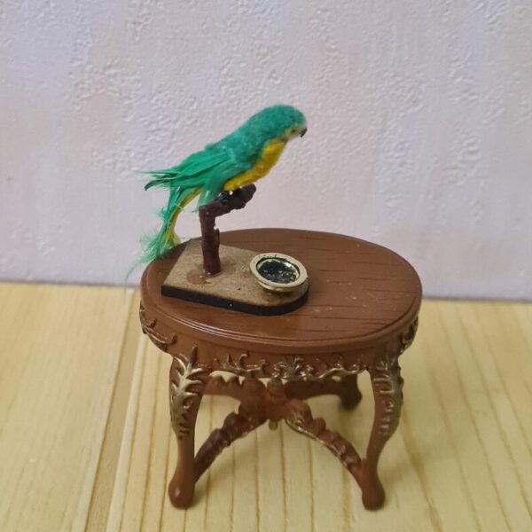 Dollhouse Miniatures Parrot with stand, 1/12 scale - Imagen 3